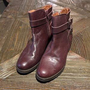 Karinda Leather Ankle Boots